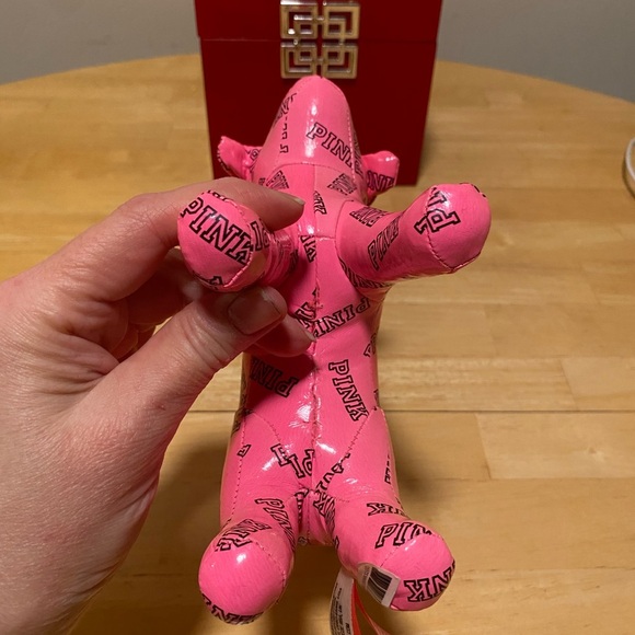Victoria’s  Secret PINK Patent DOG PLUSH  STUFFED 6"X 8" - Picture 5 of 5